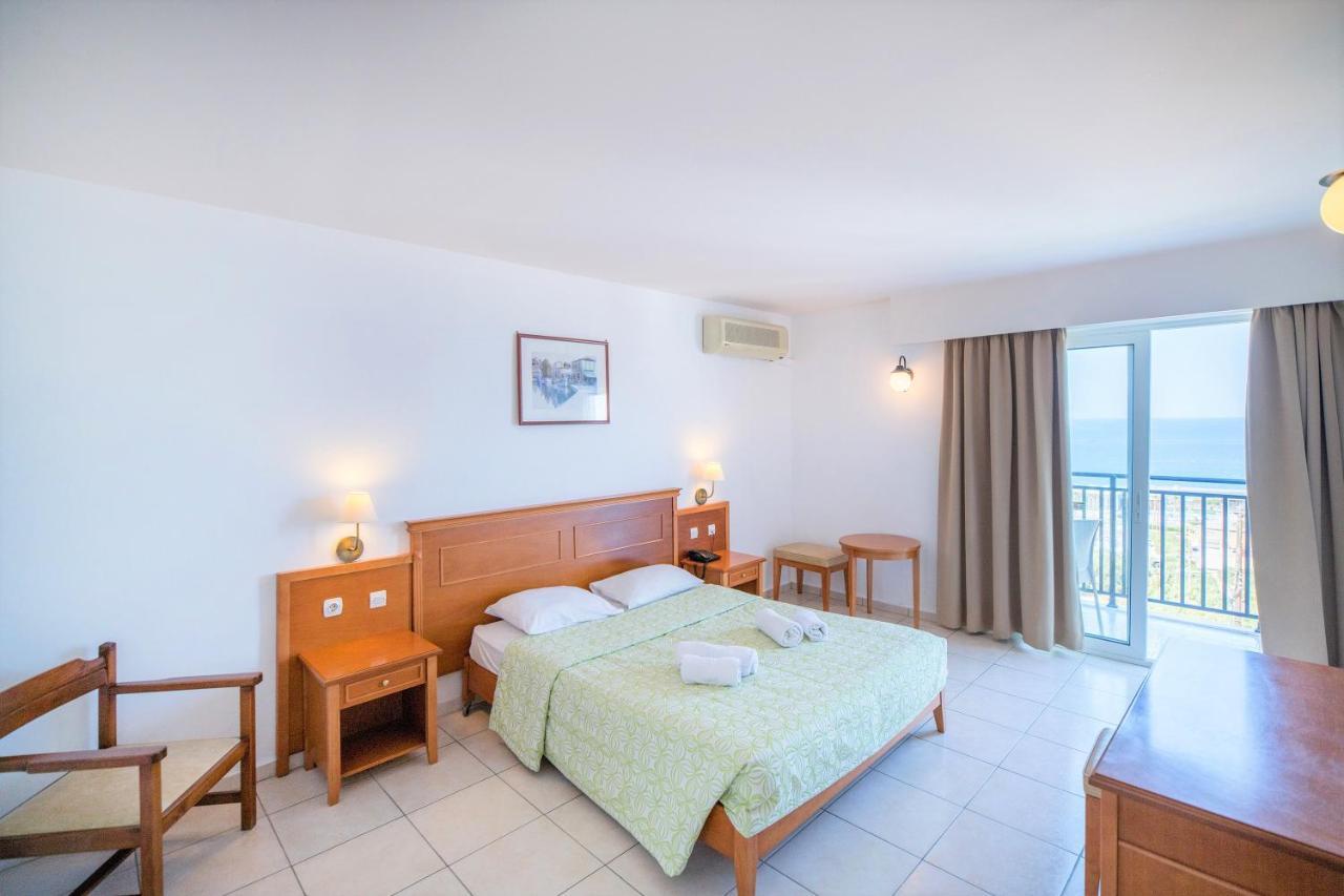 Double or Twin Room Sea View,1344533171:JPEG