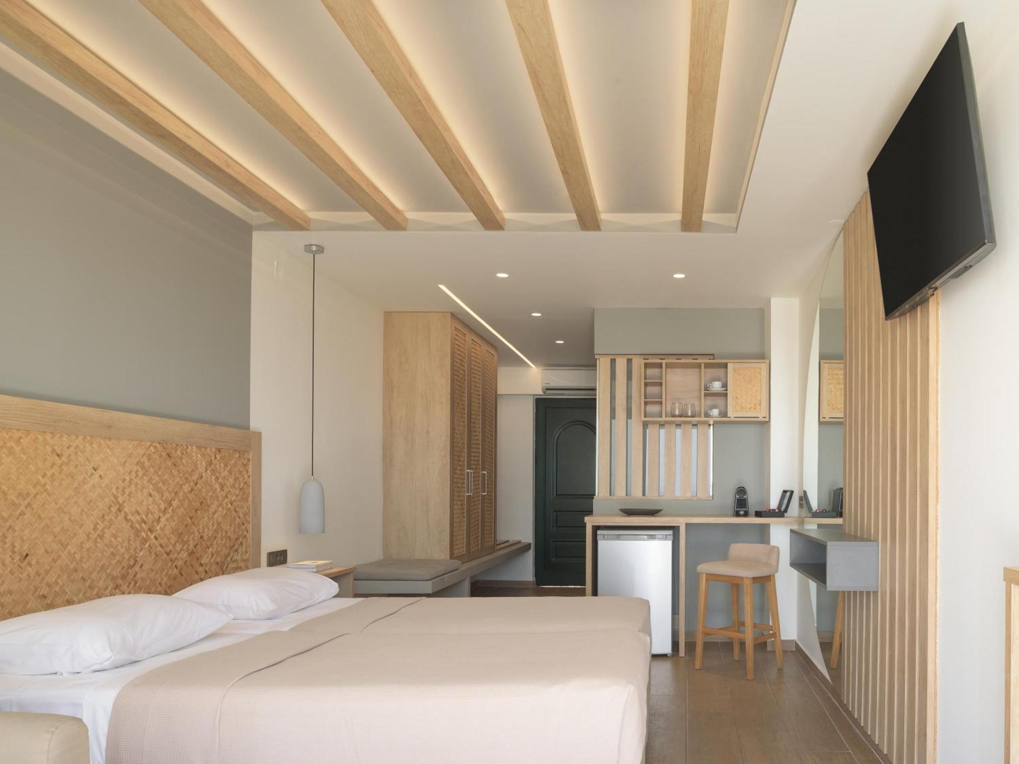 Superior Double Room,1536155632:JPEG
